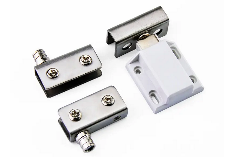 合頁自動化組裝設備的特點、用途和優(yōu)勢