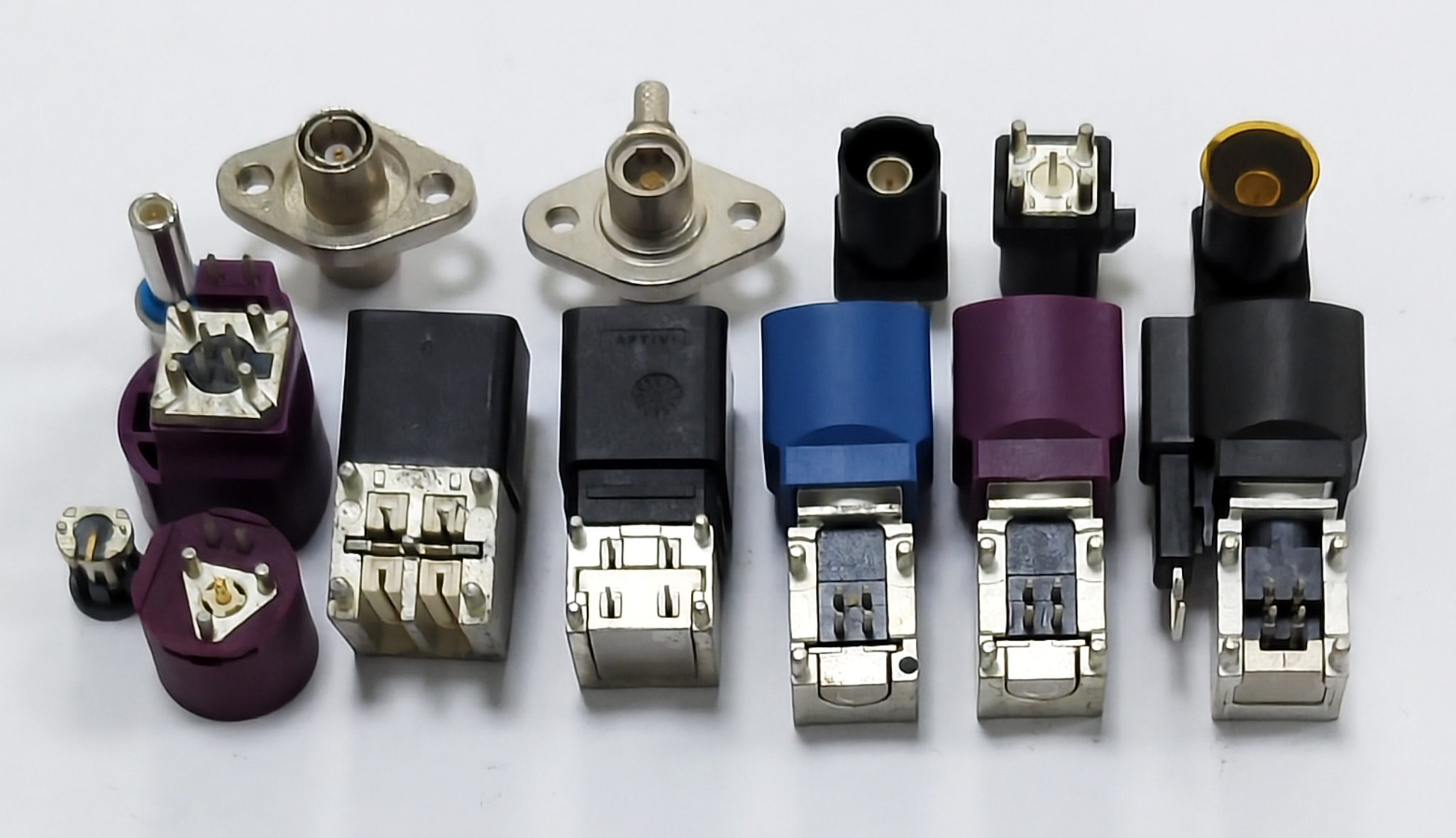 FAKRA連接器自動(dòng)化組裝設(shè)備開(kāi)發(fā)全流程解析